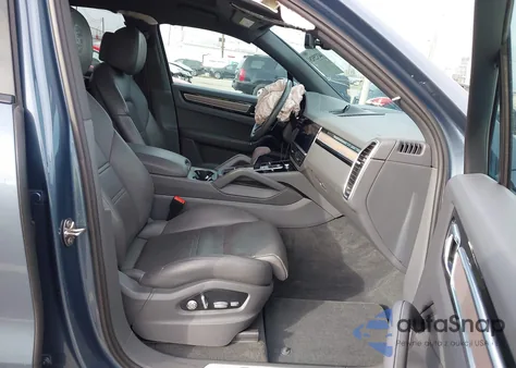 2019 Porsche Cayenne S из США, поврежденный, VIN WP1AB2AY9KDA63641